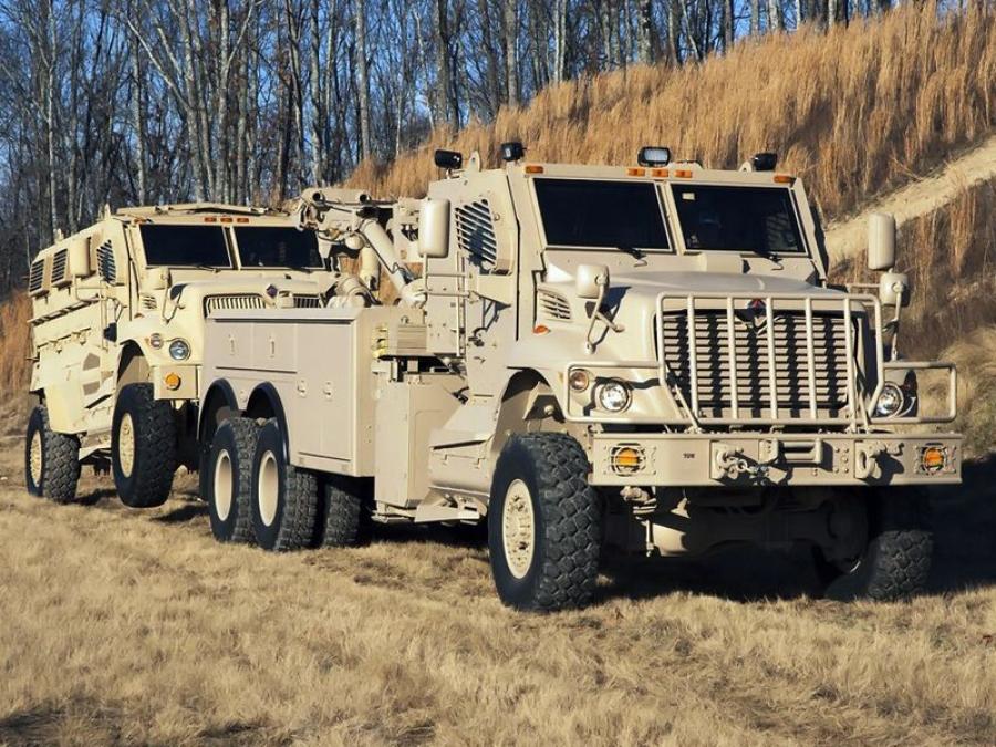  International MaxxPro 6x6 Wrecker 2007 года  (фото 3 из 4)
